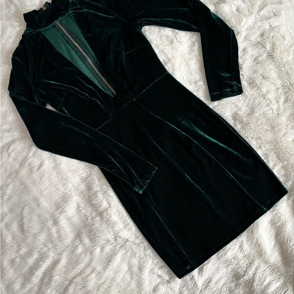Emerald Velvet Long Sleeve Mini Dress